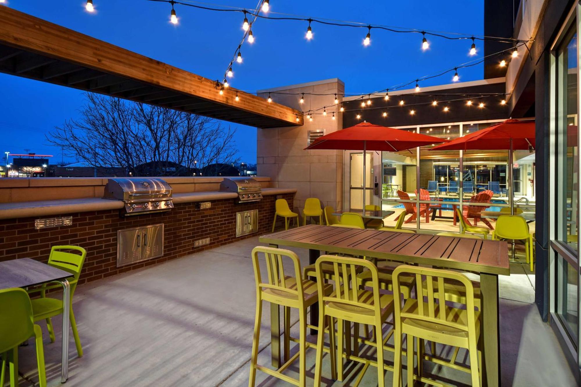 Home2 Suites Wichita Downtown Delano, Ks Zewnętrze zdjęcie
