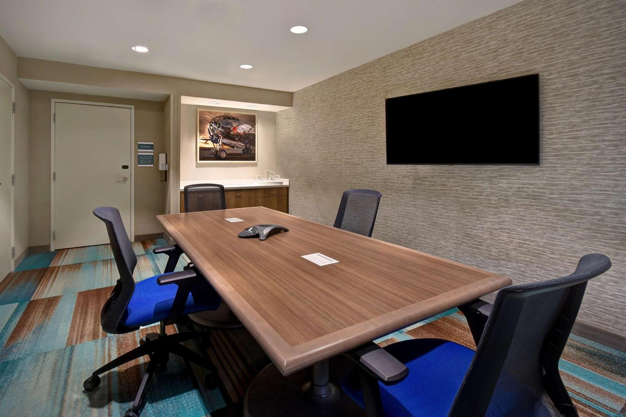 Home2 Suites Wichita Downtown Delano, Ks Zewnętrze zdjęcie